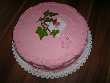 Prvá svadobná torta - punčová
